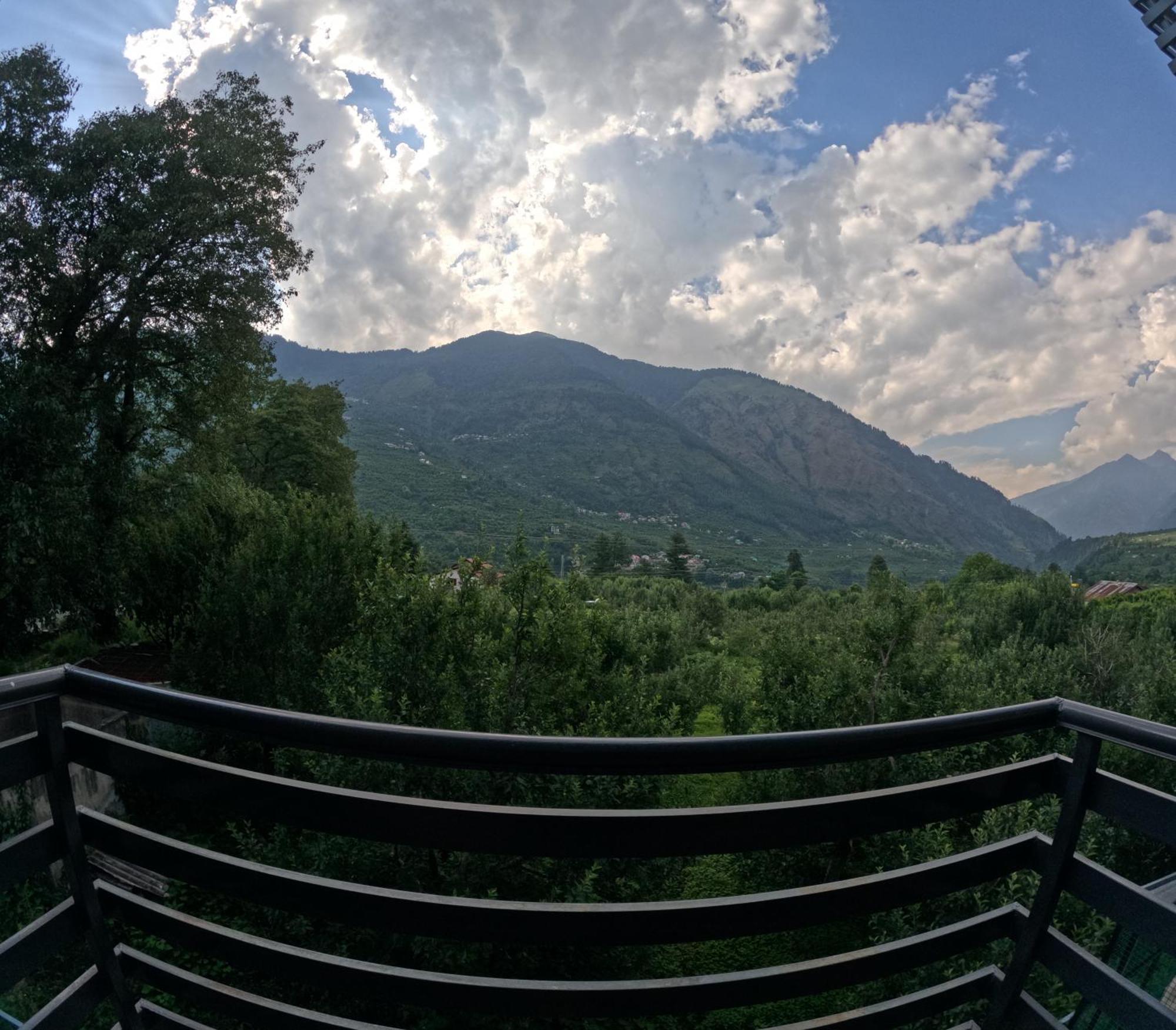 Saanjh - A Serene Retreat Manāli Eksteriør billede